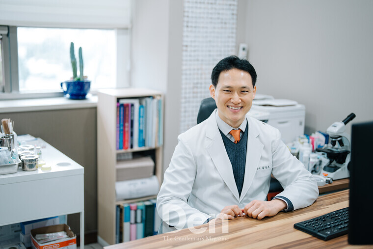 황종호<p>· 연세H의원 원장<p>· <아름답고 젊고 건강하게>,<p><성형외과·피부과·비뇨의학과 트렌드> 저자<p>
