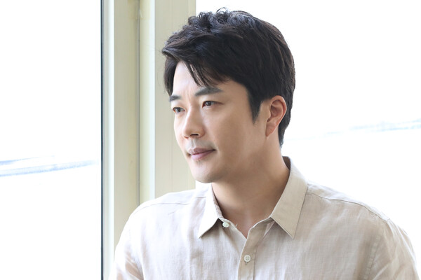 꾸준히 운동을 했을 뿐인데 무결점 피부까지 얻었다는 배우 권상우 / 연합뉴스