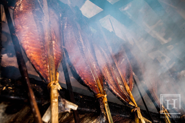 ​​​​​​​훈제과정을 거치는 생선 / flickr (Aan Kasman)
