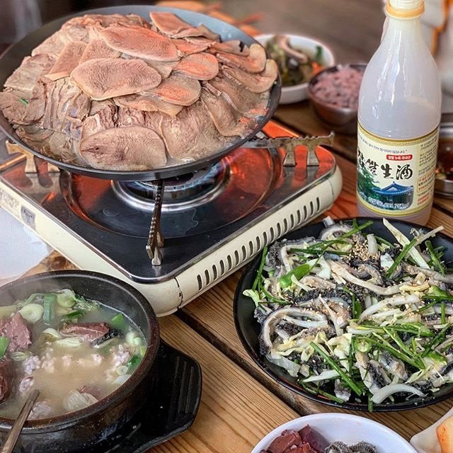 속 풀어주는 진한 국물, 전국 해장국