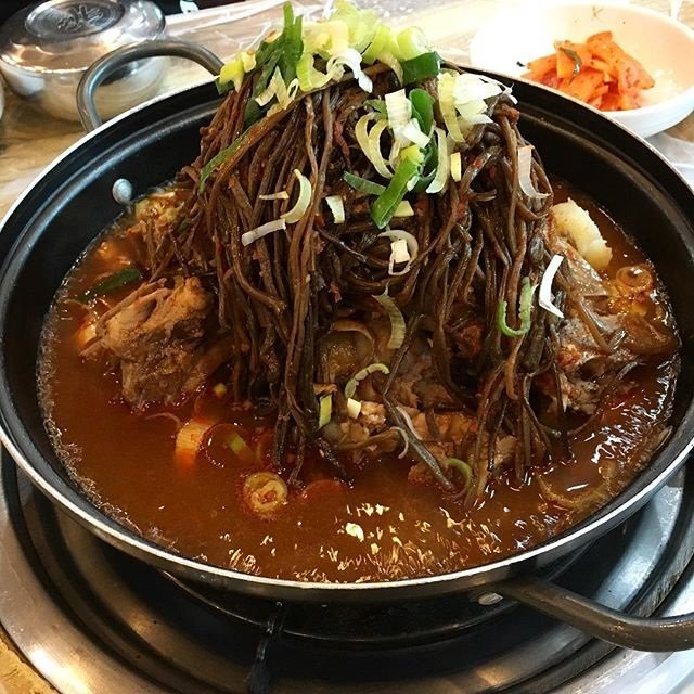 속 풀어주는 진한 국물, 전국 해장국