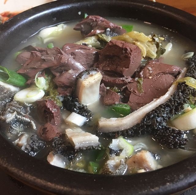 속 풀어주는 진한 국물, 전국 해장국