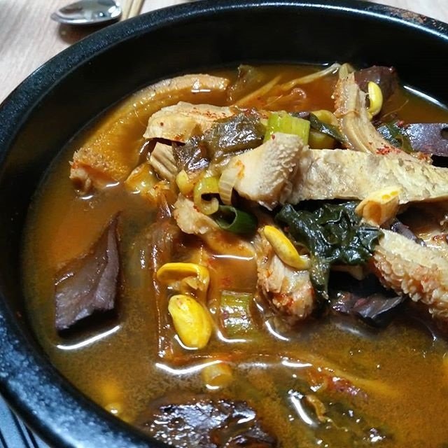 속 풀어주는 진한 국물, 전국 해장국