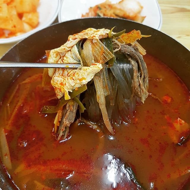 속을 채워주는 묵직한 국물, 인생 육