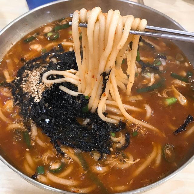 추운 날씨에 후루룩~ 전국 칼국수 맛