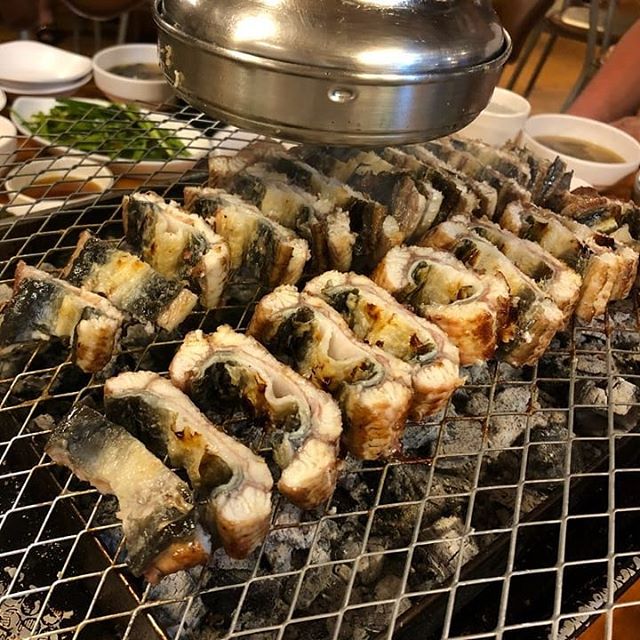 힘이 불끈! 겨울철 보양식 장어 맛집