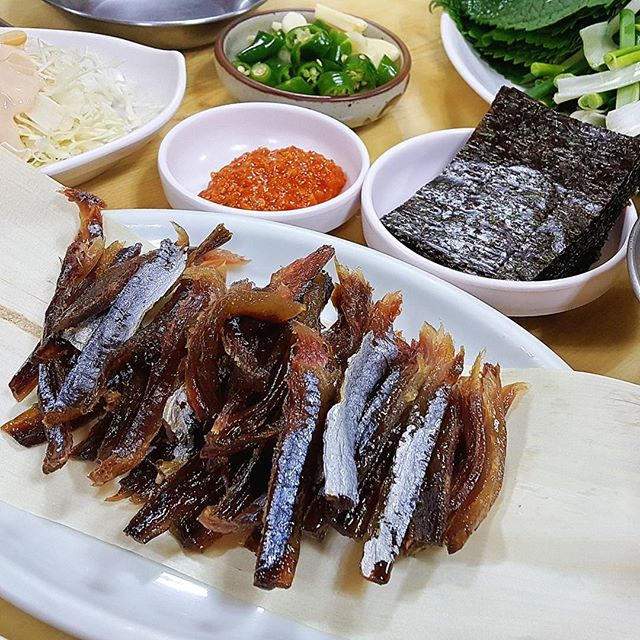 겨울철 대표 별미! 과메기 맛집 BE