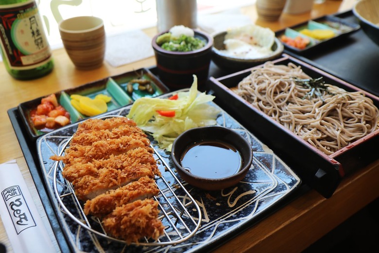 마실 나가기 좋은 방배동 맛집 BES