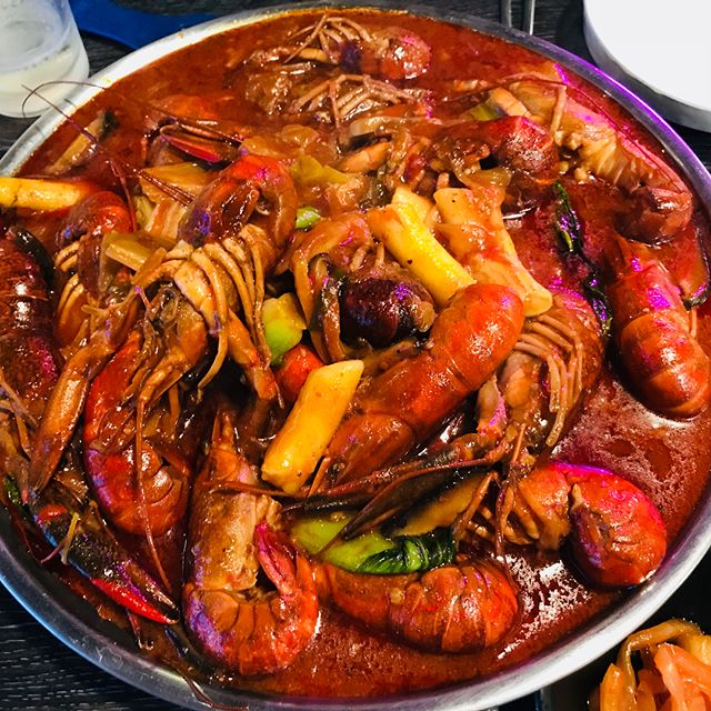 중독적인 매콤함의 매력 마라롱샤 맛집