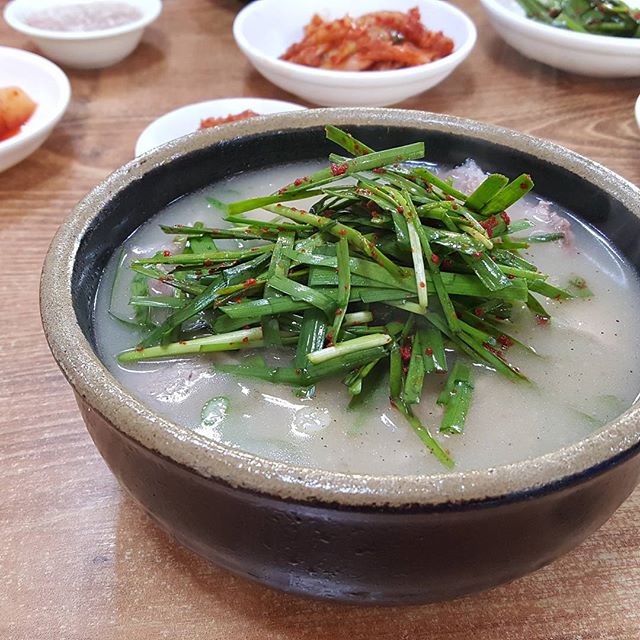 부산 시민이 가장 좋아하는 인생 돼지