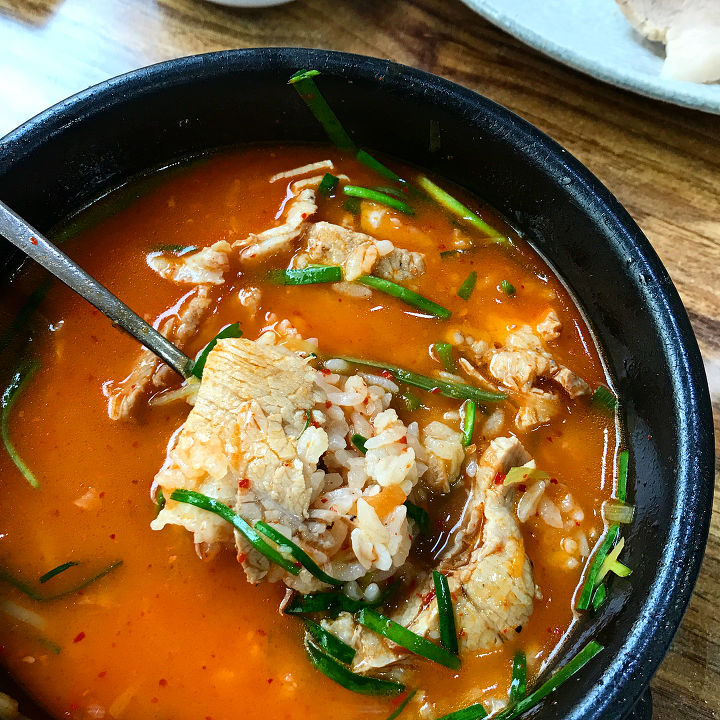 부산 시민이 가장 좋아하는 인생 돼지