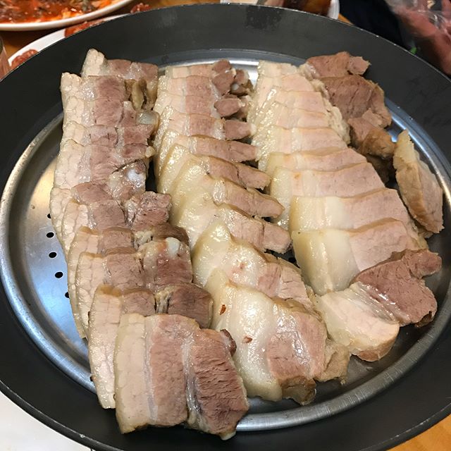 야들야들 쫄깃쫄깃, 인생 족발을 만나