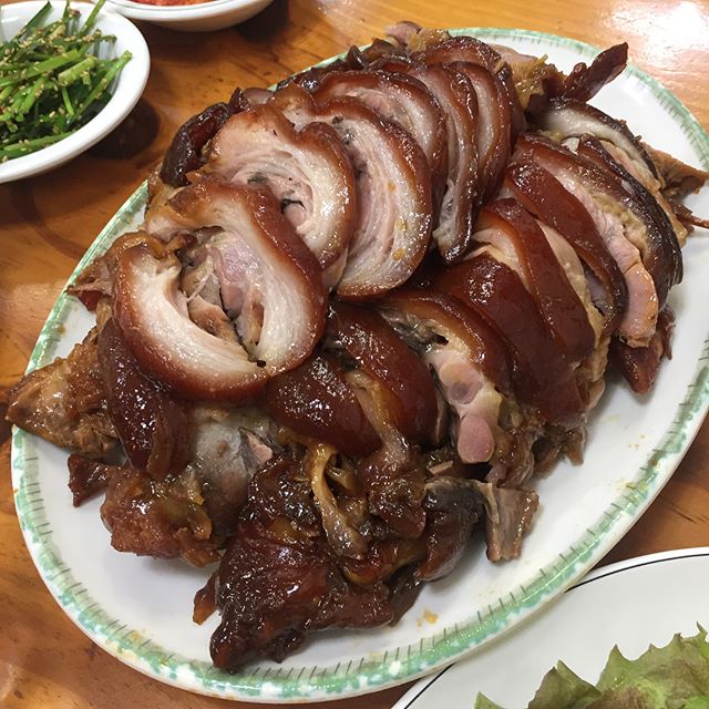 야들야들 쫄깃쫄깃, 인생 족발을 만나