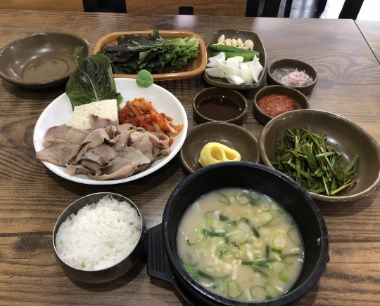 부산 시민이 가장 좋아하는 인생 돼지