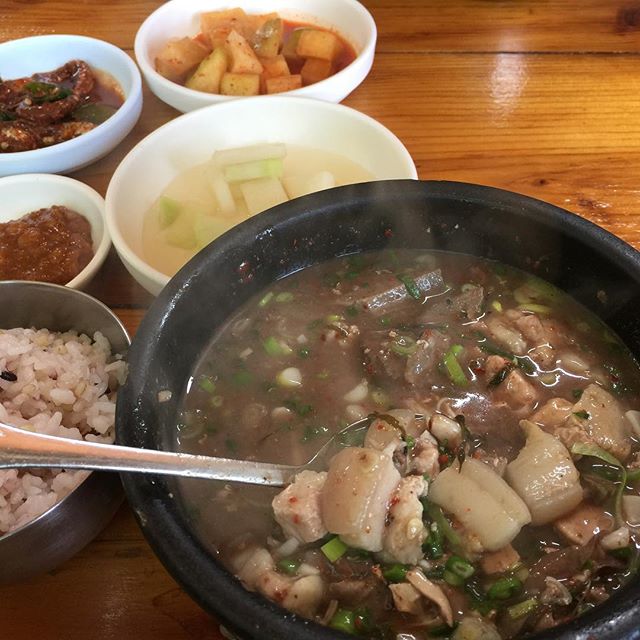 찬바람 불 때 생각나는 제주 순댓국 