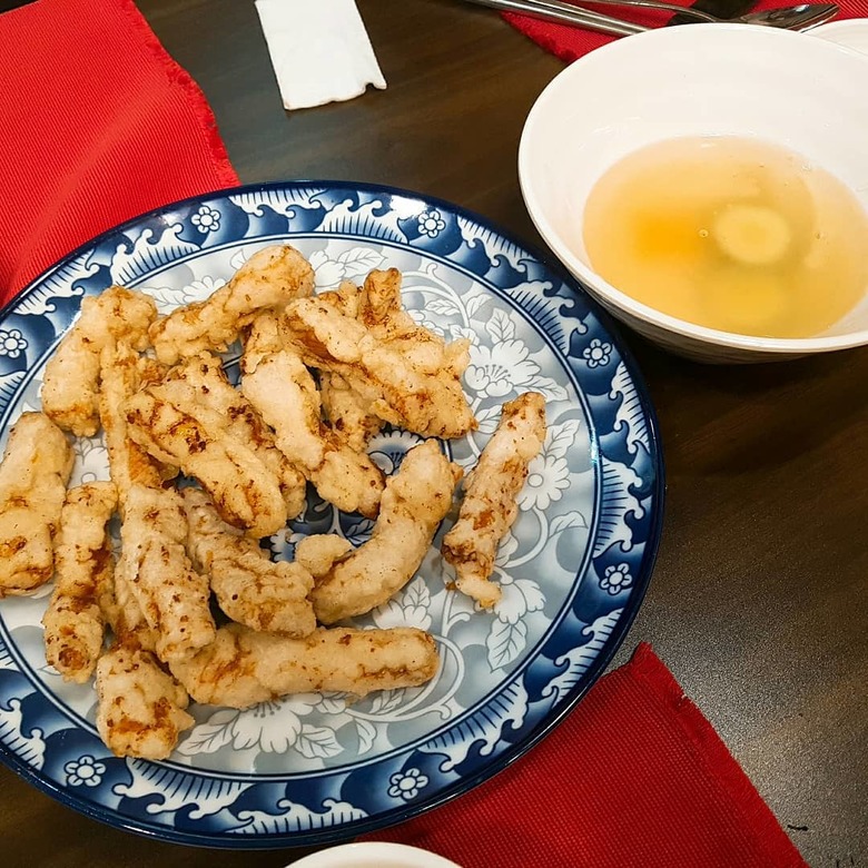 한입 물면 육즙 가득 탕수육 맛집 신
