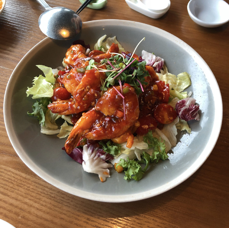 한입 물면 육즙 가득 탕수육 맛집 신