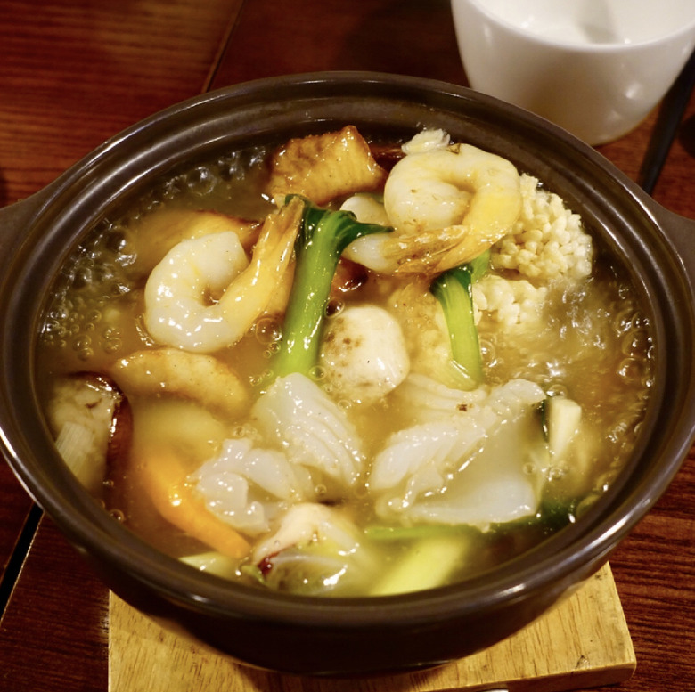 한입 물면 육즙 가득 탕수육 맛집 신
