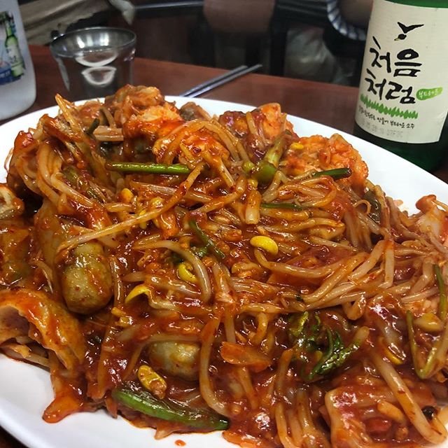 ‘수육’ vs ‘찜’ 푸짐한 술친구,
