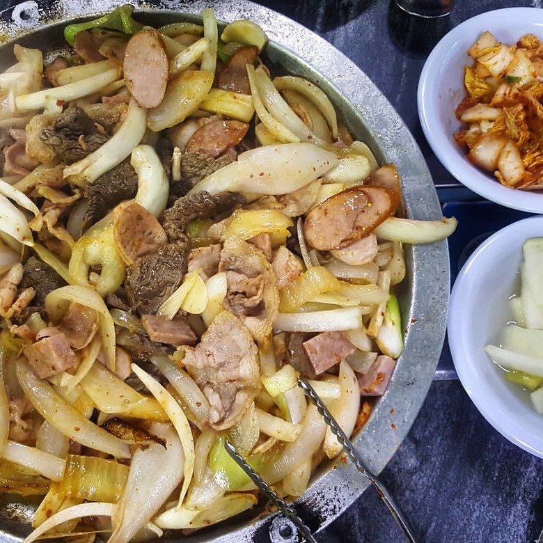 컨버전스의 향연 부대찌개 맛집
