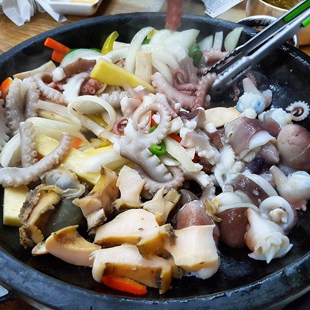 쓰러진 소도 벌떡 일으키는 힘이 불끈