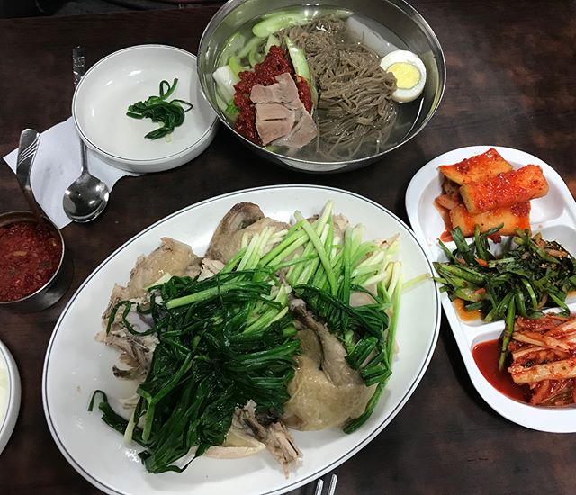 메밀향 가득 코끝까지 새콤한 서울 막