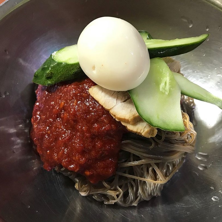 코끝이 찡하게 후루룩! 스트레스 풀리