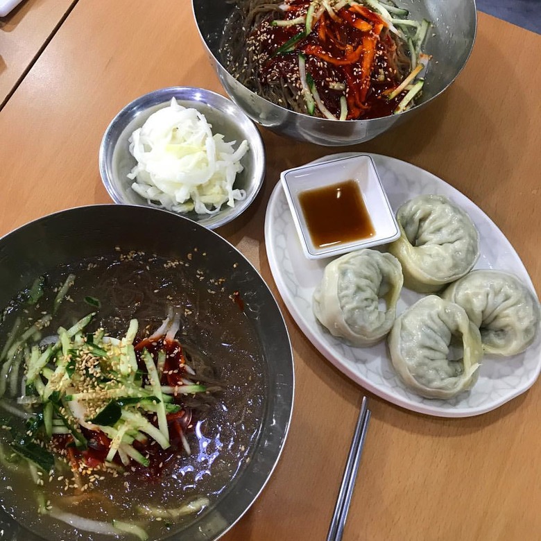 코끝이 찡하게 후루룩! 스트레스 풀리