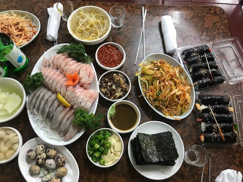 여수 밤바다에서 벚꽃엔딩 여수 봄 맛