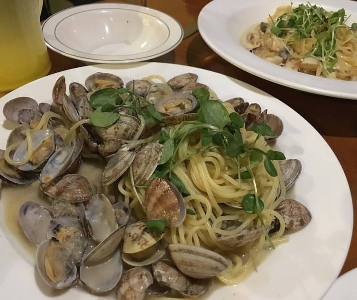 봄나들이 식탁에 어울리는 봉골레 맛집