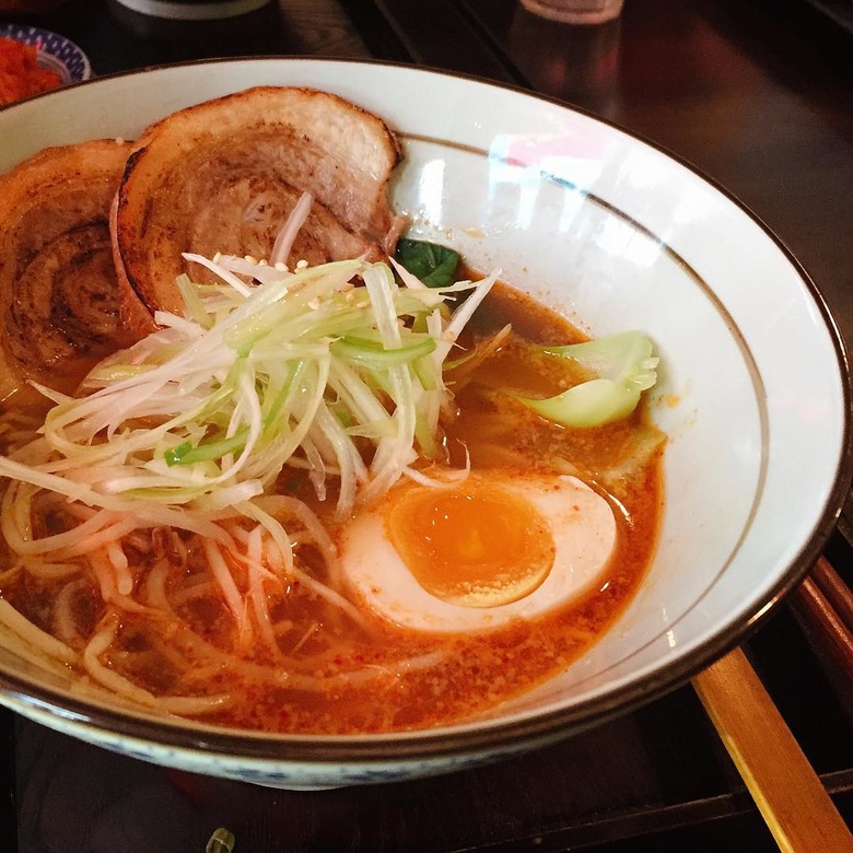 짜장면은 식상해! 배달되는 면요리 맛