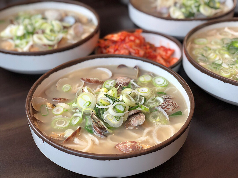 짜장면은 식상해! 배달되는 면요리 맛