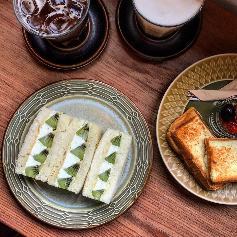 여유로운 주말을 완성 샌드위치 맛집 