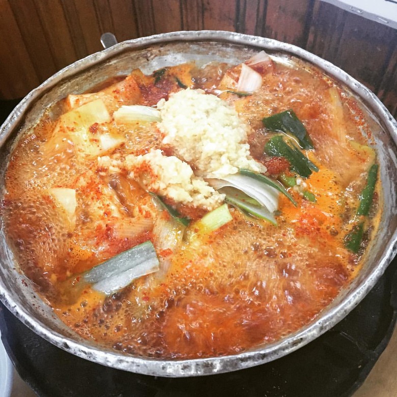 소주 친구, 밥 도둑! 인생 닭볶음탕