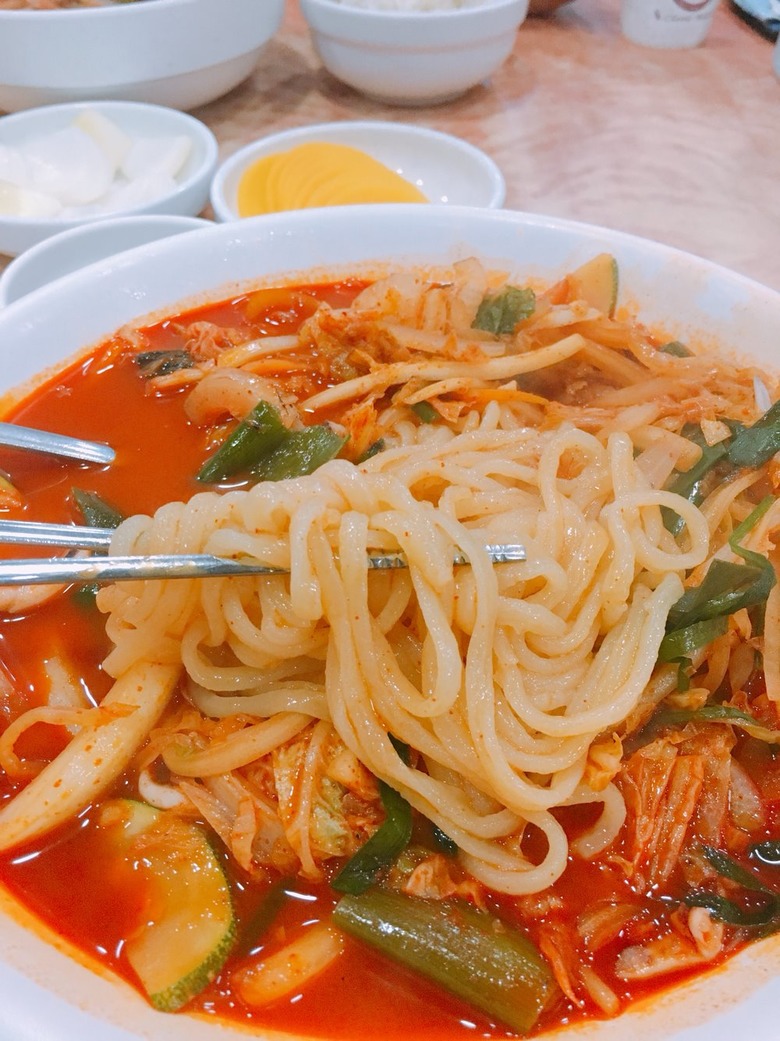 매콤하게 후루룩, 짬뽕 맛집