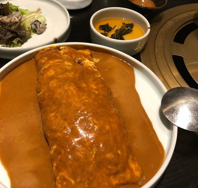 고소한 풍미의 프리미엄 한우 맛집 신