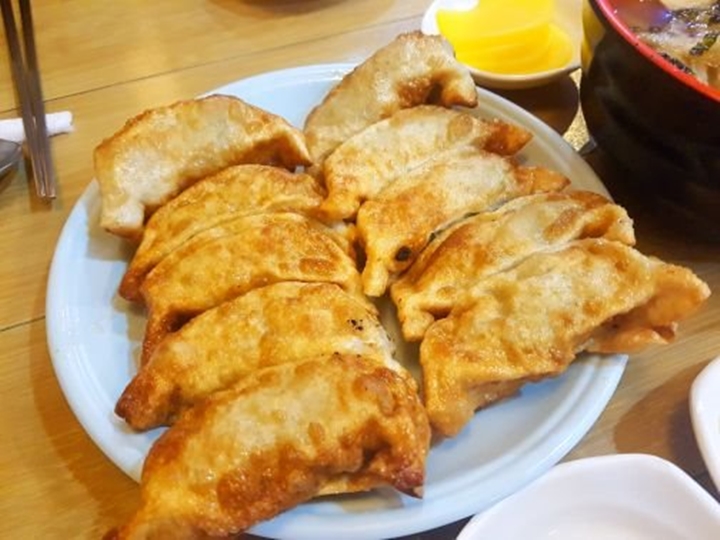 굽고! 찌고! 끓여도 맛난 만두 맛집