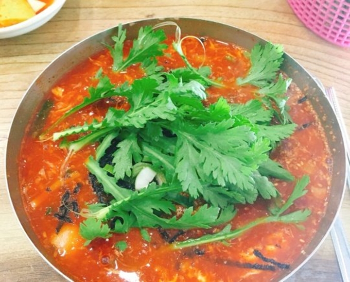 후루룩! 뜨끈하게 한 그릇 전국 칼국