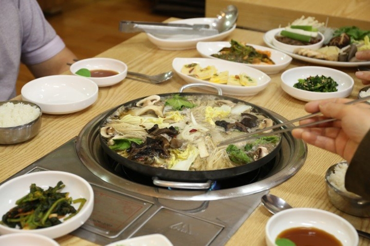 보글보글 달달한 불고기전골 맛집 Be