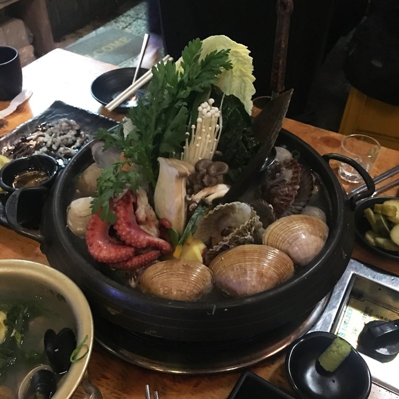 활기가 넘치는  건대입구 맛집 BES