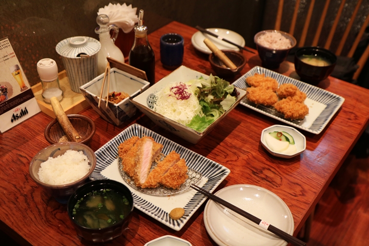 한복 입고 방문하기 좋은 맛집