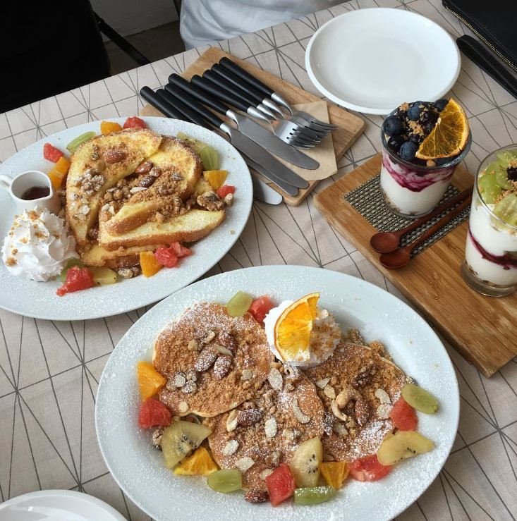 지금 핫한 부산으로 이색맛집 BEST