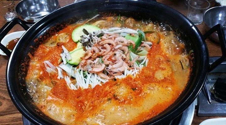 술이 술술~ 어깨춤은 얼쑤 소주 안주