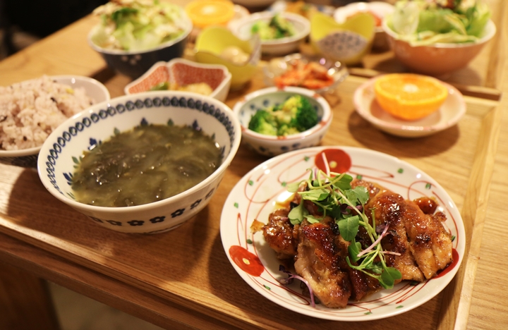 트렌디한 뚜벅이를 위한 홍대 맛집
