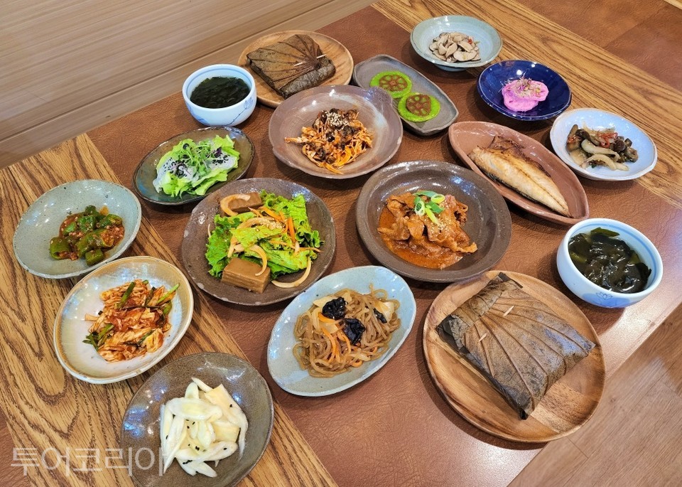 사비향 연잎밥 정식