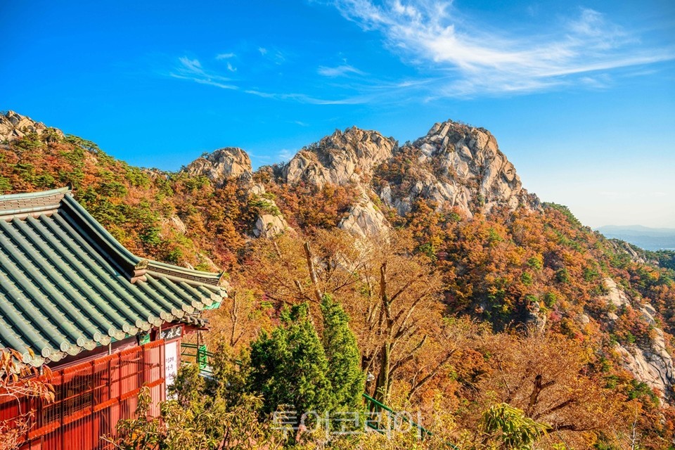 북한산 대남문 옆에 있는 문수사에서 바라본 풍경