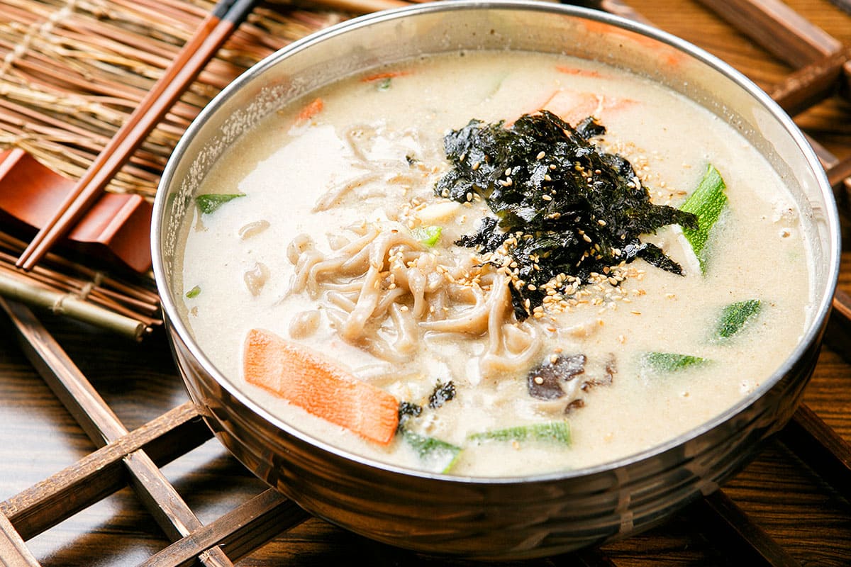 들깨칼국수 한상 