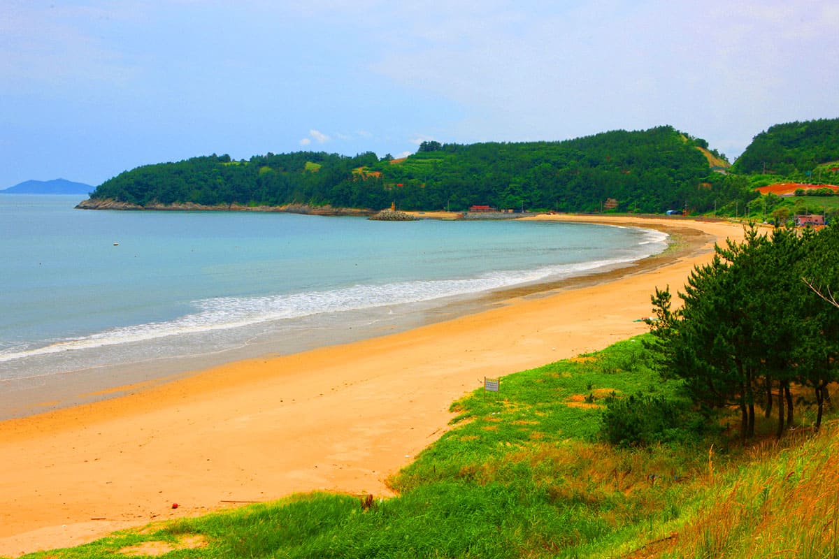 익금해수욕장 주변 풍경 