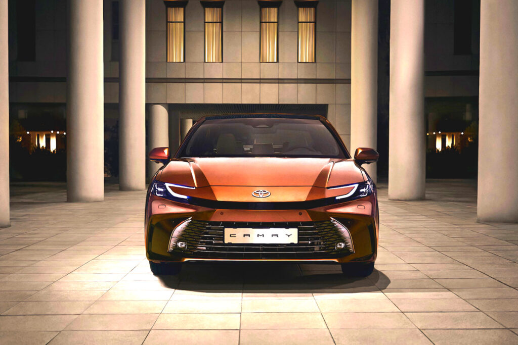 Toyota launches 2025 Camry Hypid (3)