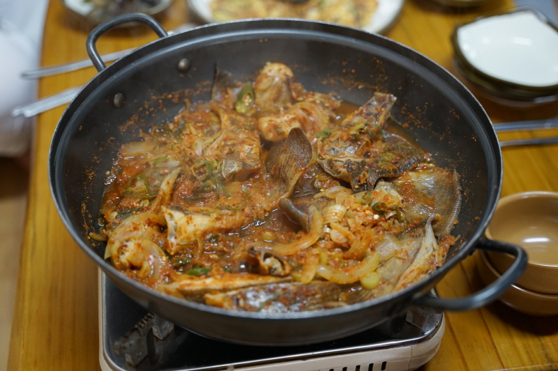 밥도둑 간재미찜